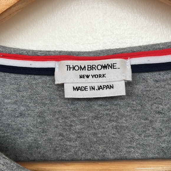 Thom Browne | Gray t-shirt | Size 1 - Picture 2 of 4